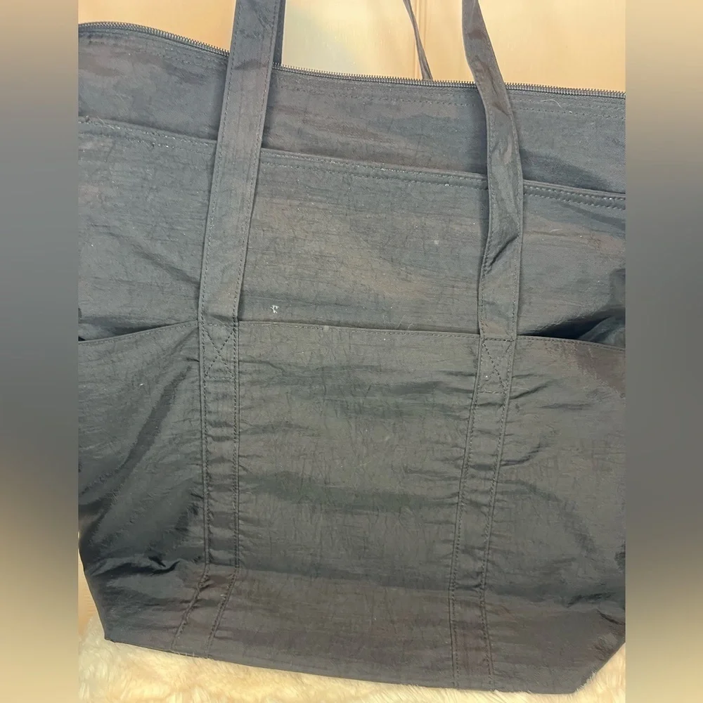 BAGGALLINI EXPANDABLE TRAVEL SHOPPING TOTE - Picture 8 of 10